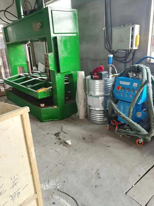 機器設(shè)備防腐耐磨處理