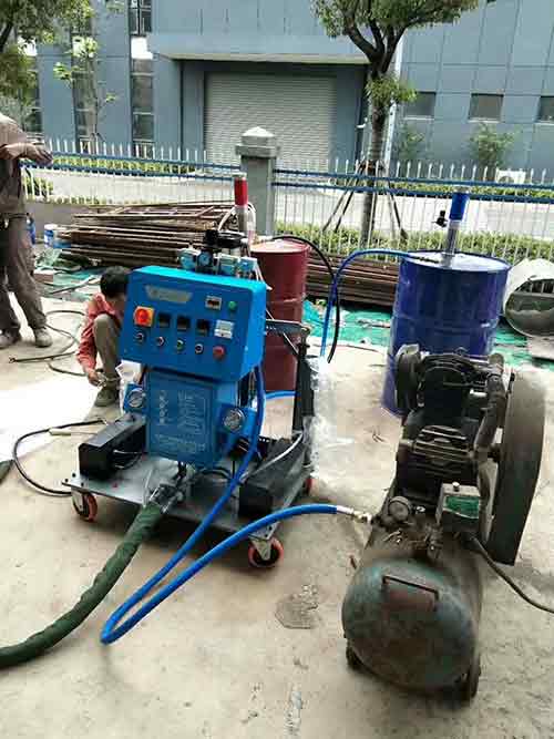 發(fā)泡聚氨酯保溫施工噴涂設(shè)備